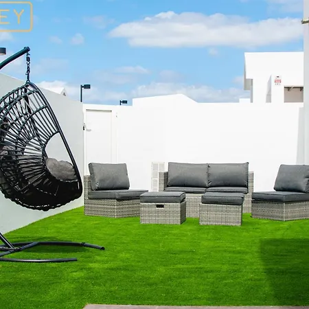 Orcades Close To Town Center Pool & A/c * Playa Blanca