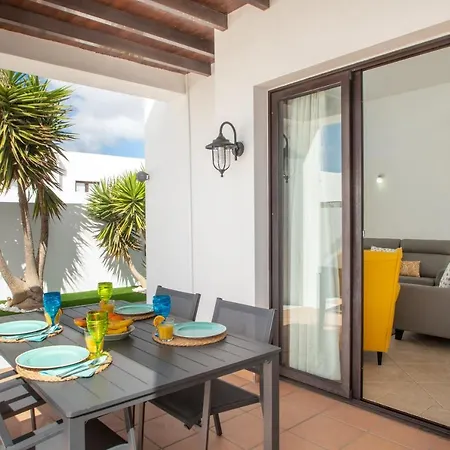 Villa Orcades Close To Town Center Pool & A/c