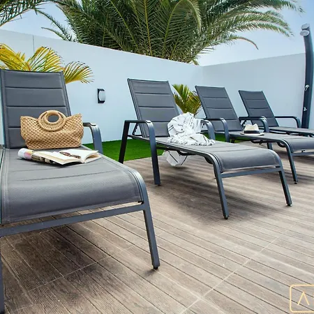 Orcades Close To Town Center Pool & A/c *