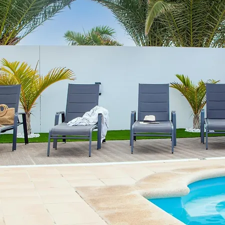 Orcades Close To Town Center Pool & A/c *