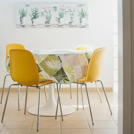 וילה Orcades Close To Town Center Pool & A/c