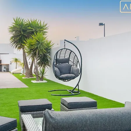 וילה Orcades Close To Town Center Pool & A/c