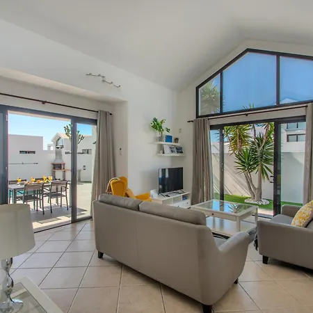 Orcades Close To Town Center Pool & A/c Коста Бланка