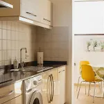 Orcades Close To Town Center Pool & A/c *
