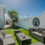 Villa Orcades Close To Town Center Pool & A/c *
