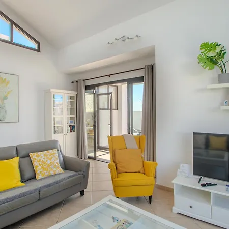 Βίλα Orcades Close To Town Center Pool & A/c *
